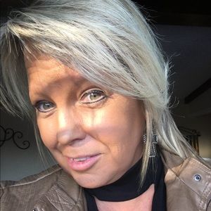 Meet your Posher, Tami